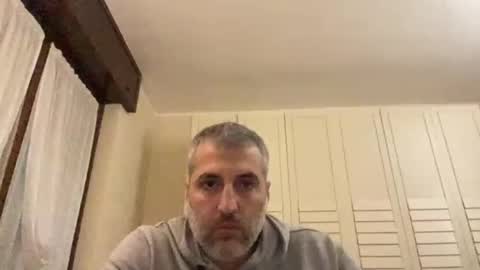 Snapshot of manager82 chatting on 12/17/24, 04:21 manager82 online show from 12/17/24, 04:21