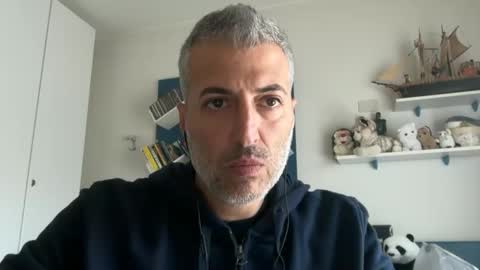 Snapshot of manager82 chatting on 10/06/25, 10:56 manager82 online show from 10/06/25, 10:56