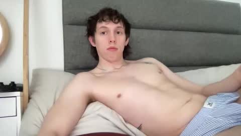 Snapshot of mancbateboy chatting on 04/28/26, 09:25 manny bate online show from 04/28/26, 09:25