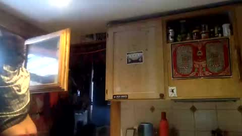 Snapshot of mandalay3 chatting on 12/21/24, 08:50 mandalay3 online show from 12/21/24, 08:50