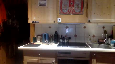 Snapshot of mandalay3 chatting on 01/05/25, 05:20 mandalay3 online show from 01/05/25, 05:20