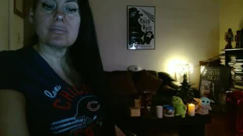 Snapshot of mandaloriangirlsfight chatting on 12/18/25, 06:36 mandaloriangirlsfight online show from 12/18/25, 06:36