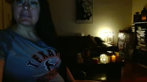 Snapshot of mandaloriangirlsfight chatting on 02/22/26, 12:01 mandaloriangirlsfight online show from 02/22/26, 12:01