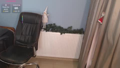 Snapshot of mandarinka28 chatting on 01/17/26, 08:08 mandarinka28 online show from 01/17/26, 08:08