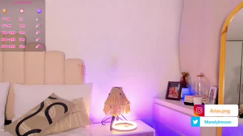   online show from 11/09/25, 01:48