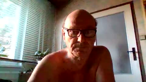 manes5858 online show from 03/19/26, 05:44