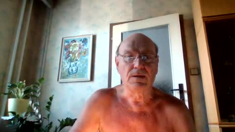 Snapshot of manes5858 chatting on 07/24/26, 05:27 manes5858 online show from 07/24/26, 05:27