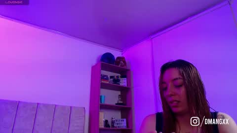 Snapshot of mangxx chatting on 11/22/25, 02:10 Danny online show from 11/22/25, 02:10