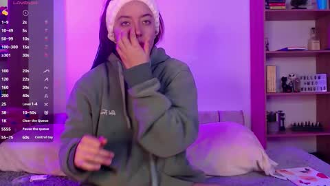 Snapshot of mangxx chatting on 11/30/25, 02:15 Danny online show from 11/30/25, 02:15