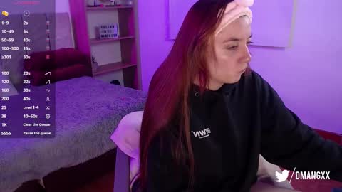 Snapshot of mangxx chatting on 12/21/25, 03:24 Danny online show from 12/21/25, 03:24