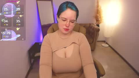 Snapshot of manic_pixie_ chatting on 05/10/26, 03:28 manic_pixie_ online show from 05/10/26, 03:28
