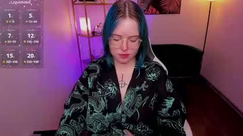 manic_pixie_ online show from 07/16/26, 03:29