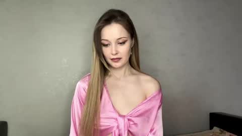 Hey there my name is Sarah online show from 04/23/26, 02:19