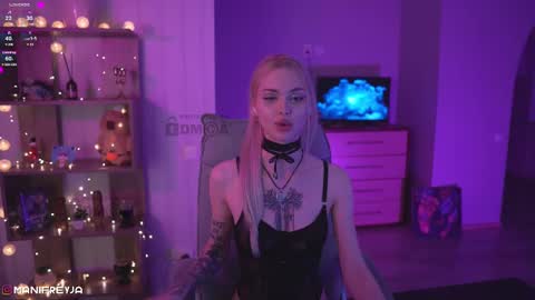 Amelie online show from 02/10/25, 10:09