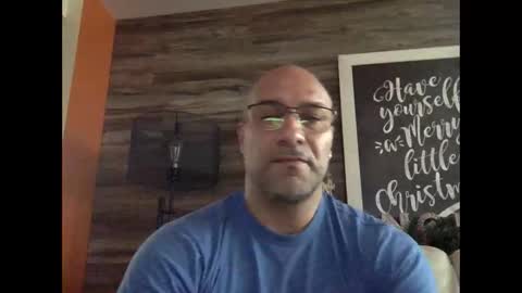 Snapshot of manny77977 chatting on 12/16/24, 07:21 david 77977 online show from 12/16/24, 07:21