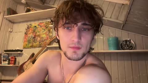 Snapshot of manolein chatting on 12/15/24, 11:31 manolein online show from 12/15/24, 11:31