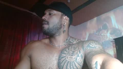 Snapshot of manolofitt chatting on 05/22/26, 12:51 Manolo online show from 05/22/26, 12:51