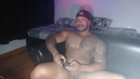 Snapshot of manolofitt chatting on 06/11/26, 02:53 Manolo online show from 06/11/26, 02:53