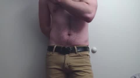 Snapshot of mantoy2000 chatting on 12/13/25, 11:32 mantoy2000 online show from 12/13/25, 11:32