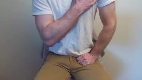 Snapshot of mantoy2000 chatting on 03/15/26, 12:44 mantoy2000 online show from 03/15/26, 12:44