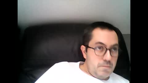 Snapshot of manu5933 chatting on 01/29/25, 12:24 manu5933 online show from 01/29/25, 12:24