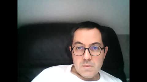 Snapshot of manu5933 chatting on 01/30/25, 12:06 manu5933 online show from 01/30/25, 12:06