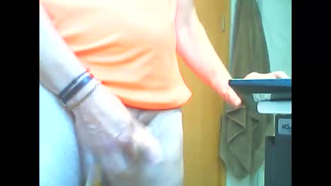 Snapshot of manu_481 chatting on 10/13/25, 02:17 manu_481 online show from 10/13/25, 02:17