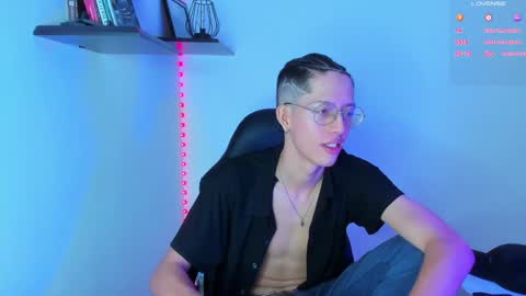 Snapshot of manu_vera8 chatting on 01/11/25, 11:35 Manuel online show from 01/11/25, 11:35