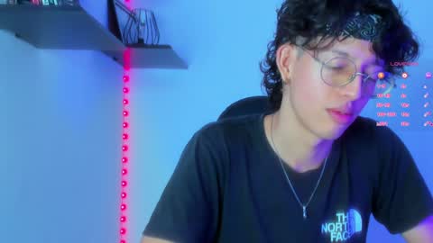 Snapshot of manu_vera8 chatting on 01/17/25, 08:33 Manuel online show from 01/17/25, 08:33