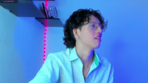 Snapshot of manu_vera8 chatting on 02/07/25, 08:42 Manuel online show from 02/07/25, 08:42