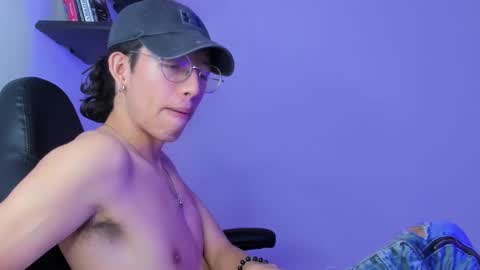 Snapshot of manu_vera8 chatting on 03/01/25, 02:04 Manuel online show from 03/01/25, 02:04