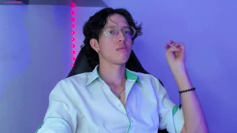 Snapshot of manu_vera8 chatting on 03/01/25, 07:48 Manuel online show from 03/01/25, 07:48