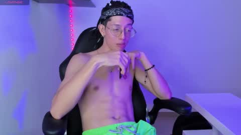 Snapshot of manu_vera8 chatting on 03/10/25, 01:34 Manuel online show from 03/10/25, 01:34