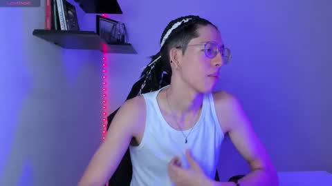 Snapshot of manu_vera8 chatting on 03/10/25, 12:48 Manuel online show from 03/10/25, 12:48