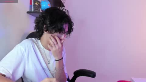 Snapshot of manu_vera8 chatting on 09/16/25, 08:21 Manuel online show from 09/16/25, 08:21