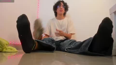 Snapshot of manu_vera8 chatting on 09/26/25, 08:02 Manuel online show from 09/26/25, 08:02