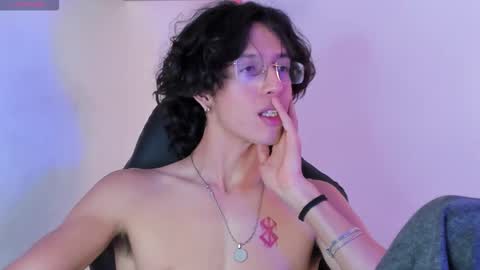 Snapshot of manu_vera8 chatting on 09/28/25, 08:31 Manuel online show from 09/28/25, 08:31