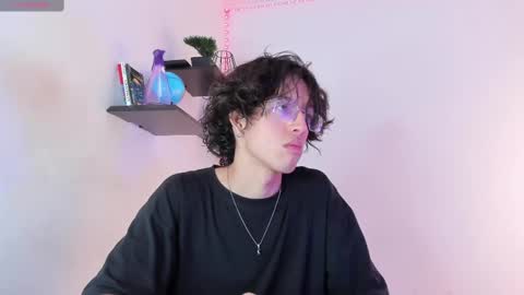 Snapshot of manu_vera8 chatting on 10/01/25, 08:15 Manuel online show from 10/01/25, 08:15