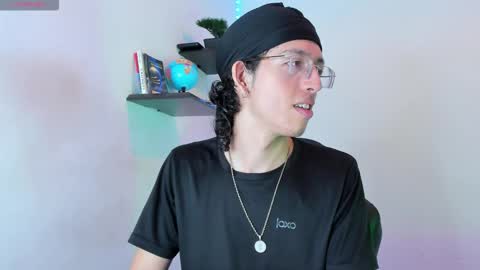 Snapshot of manu_vera8 chatting on 10/25/25, 04:31 Manuel online show from 10/25/25, 04:31