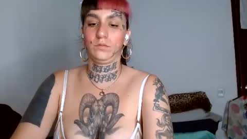 Snapshot of manuarango chatting on 11/24/25, 10:53 Spiritual Gangsta Princess 1111 online show from 11/24/25, 10:53