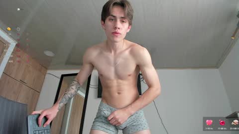 Snapshot of manucute_23_ chatting on 12/18/24, 03:00 manucute 23 online show from 12/18/24, 03:00