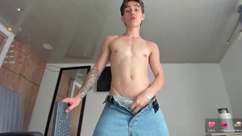 Snapshot of manucute_23_ chatting on 02/25/25, 03:49 manucute 23 online show from 02/25/25, 03:49