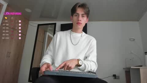 Snapshot of manucute_23_ chatting on 03/09/25, 06:00 manucute 23 online show from 03/09/25, 06:00