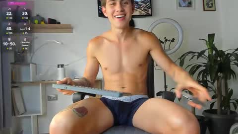 Snapshot of manucute_23_ chatting on 11/07/25, 03:56 manucute 23 online show from 11/07/25, 03:56