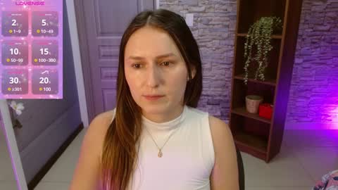 Snapshot of manue_bela chatting on 02/08/25, 11:01 Angela online show from 02/08/25, 11:01