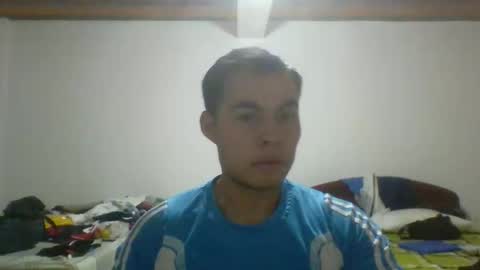 Snapshot of manuel9810 chatting on 10/18/25, 03:20 manuel9810 online show from 10/18/25, 03:20