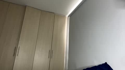 Manuel online show from 12/29/24, 05:01