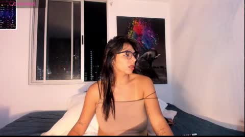manuela_jaramillo online show from 10/26/25, 03:56