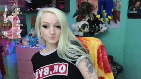 Snapshot of manuela_unicorn chatting on 07/03/26, 08:37 Manuela online show from 07/03/26, 08:37