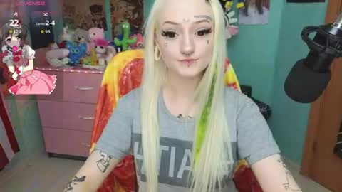 Snapshot of manuela_unicorn chatting on 07/16/26, 07:53 Manuela online show from 07/16/26, 07:53